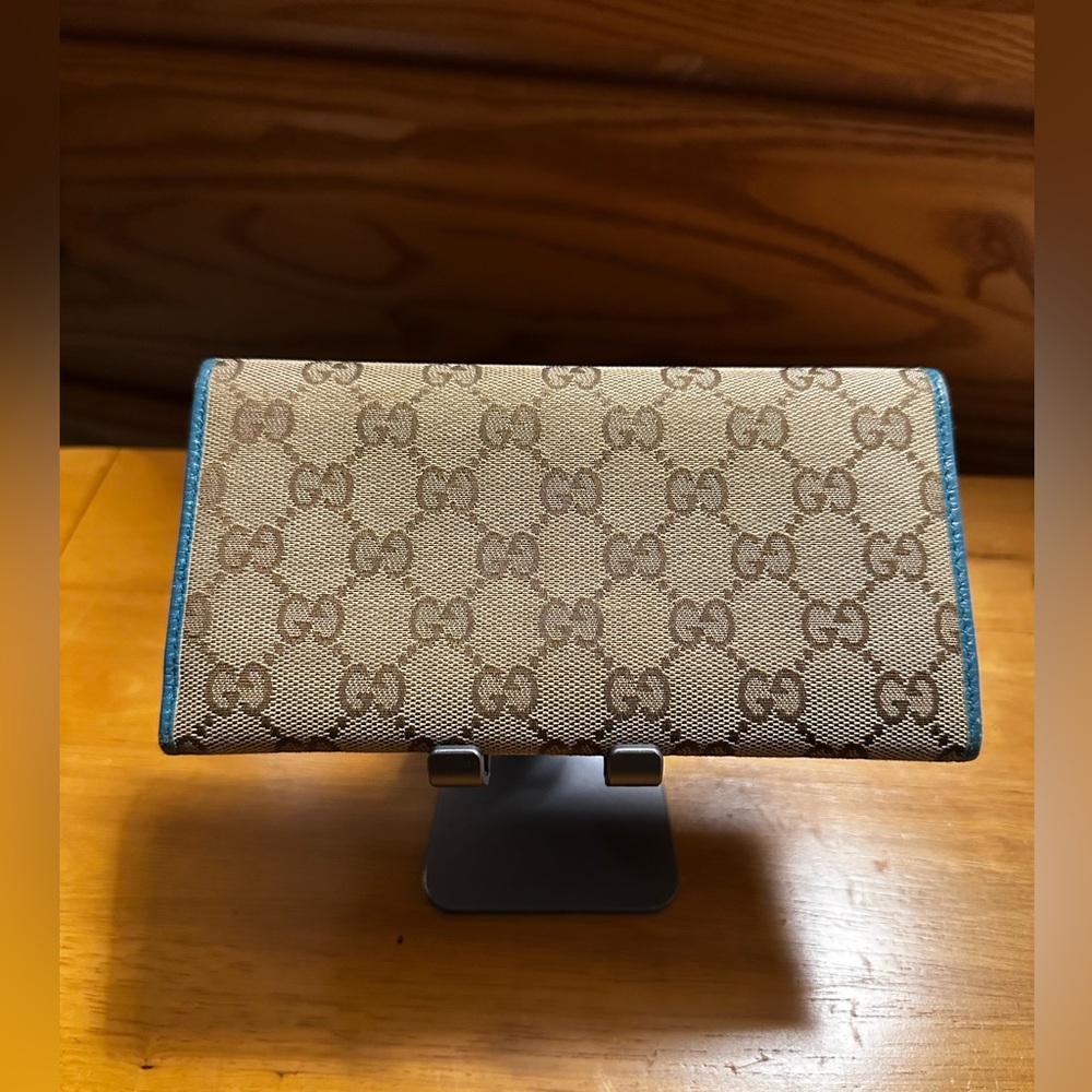 Gucci Beige and Blue Canvas & Leather Women's Long Flap Wallet - Picture 3 of 11